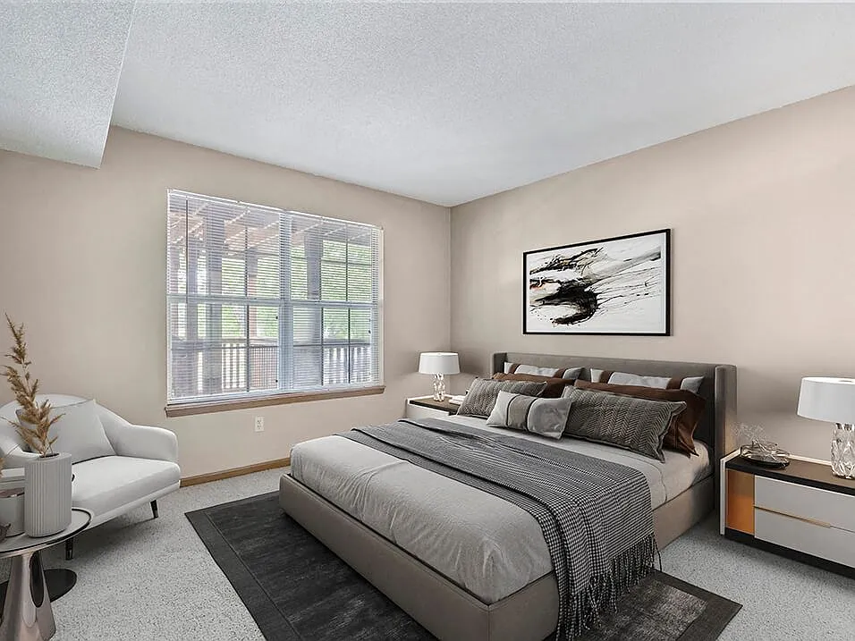 Alexandra Apartments — Photo 4