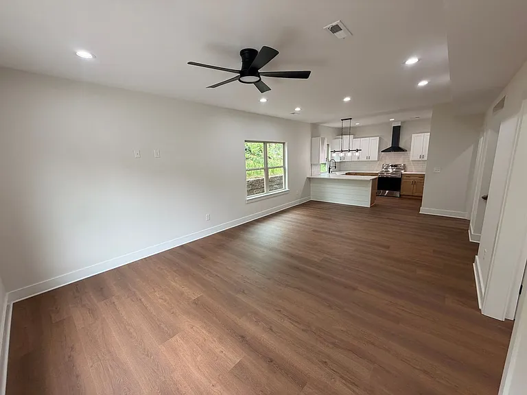 2417 Waverly St NW — Photo 36