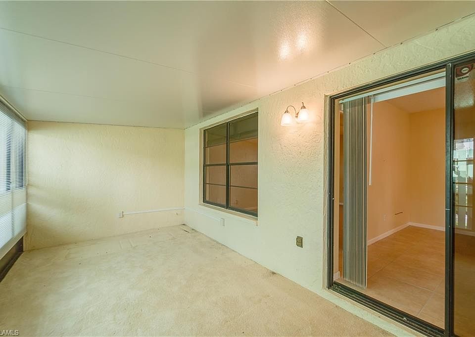 1st image of 627 SE 12th Ave APT 125
