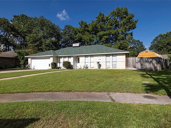 2nd image of 504 Sherwood Ct