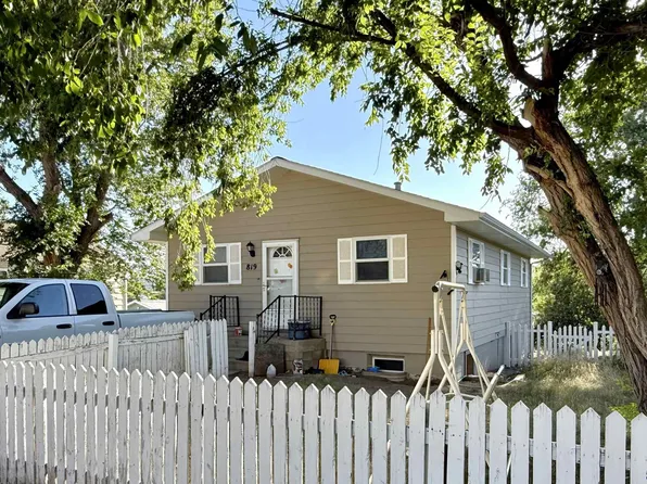 819 Blaine Ave, Rapid City, SD 57701
