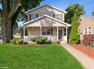 217 N Monroe Ave, Bradley, IL 60915