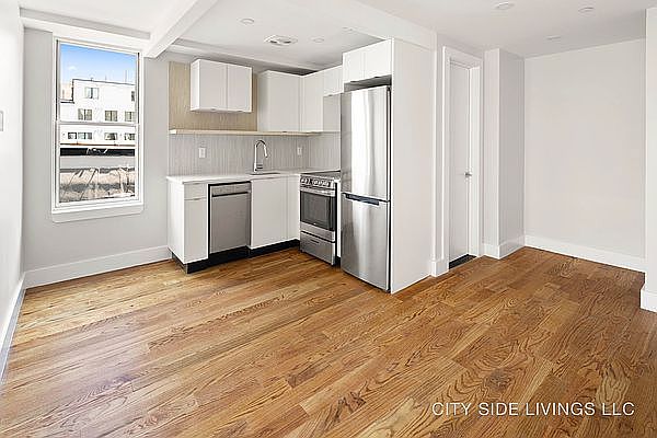 1st image of 996 Carroll St #3E