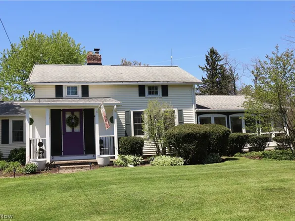 10286 Wilson Mills Rd, Chardon, OH 44024