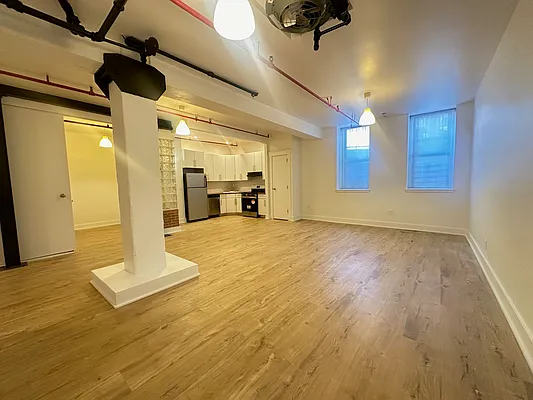 Rented by Dream Space Realty | media 11