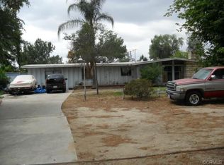 8868 Maple Ave, Fontana, CA 92335