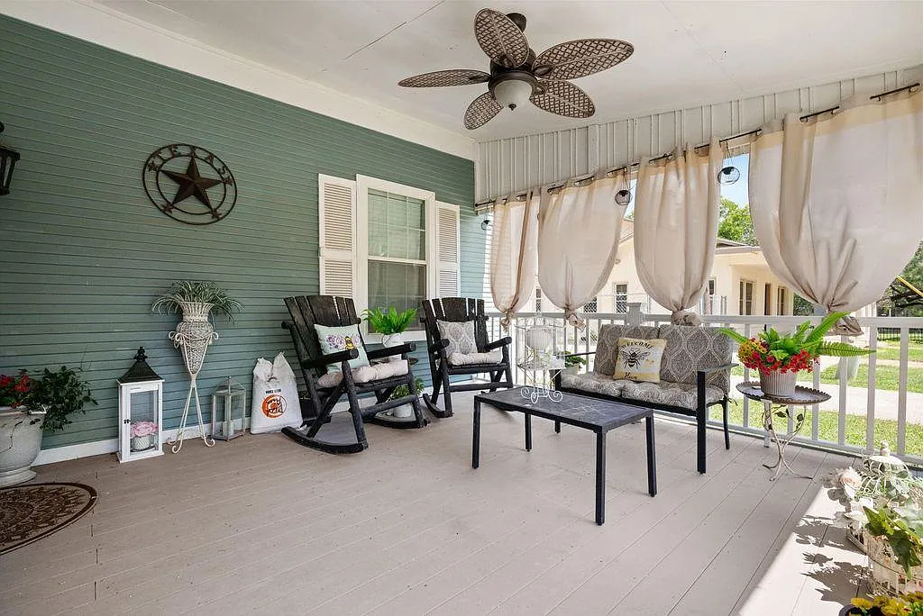 2 bed, 2.5 bath, 1400 sqft, $910 — Photo 4