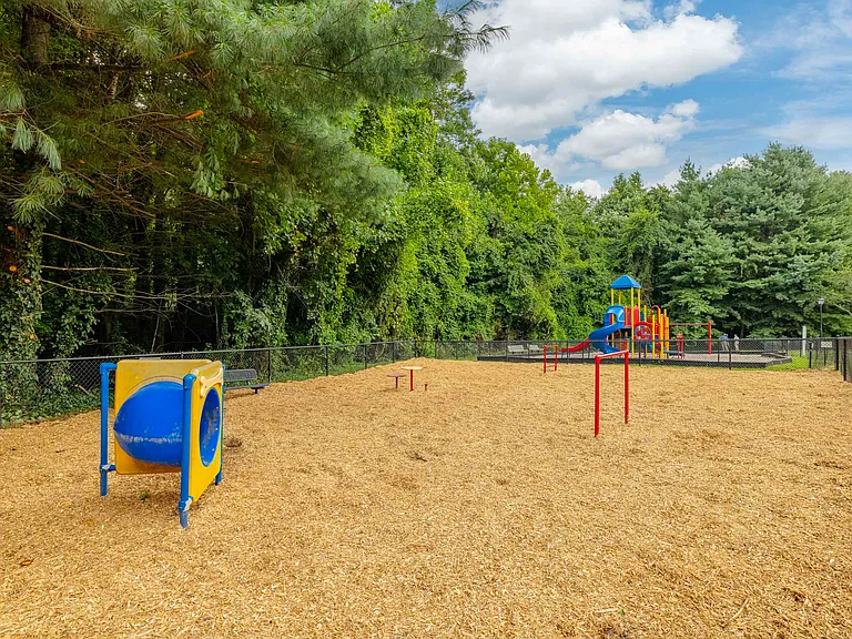 Dog Park at Cambridge Park Apartments in Winston-Salem, NC