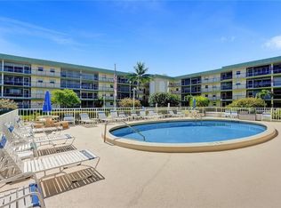 810 SE 7th St APT 107, Deerfield Beach, FL 33441