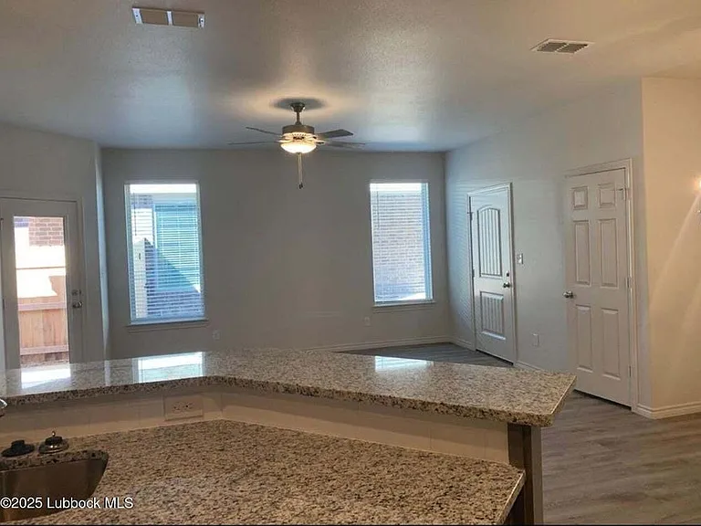 12002 Evanston Ave #B — Photo 3