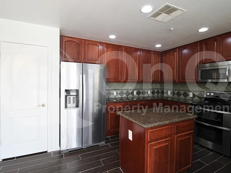 30384 N 128th Ln — Photo 6