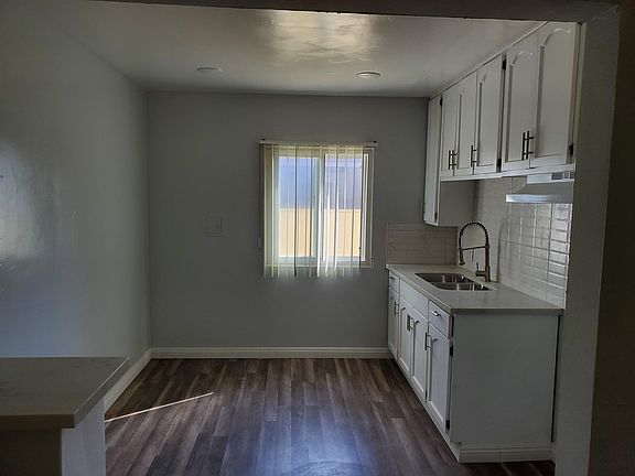 2nd image of 314 Lime St APT 7