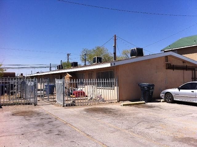 1st image of 509 Alcazar St SE