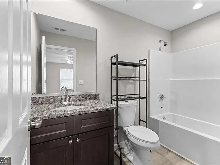 403 Breanna Way — Photo 15