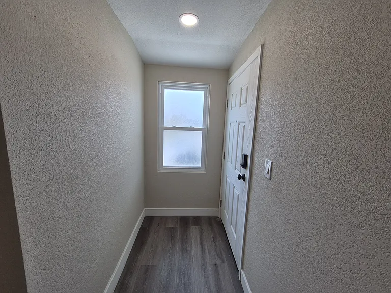 4018 Sunrise Cove Dr — Photo 61
