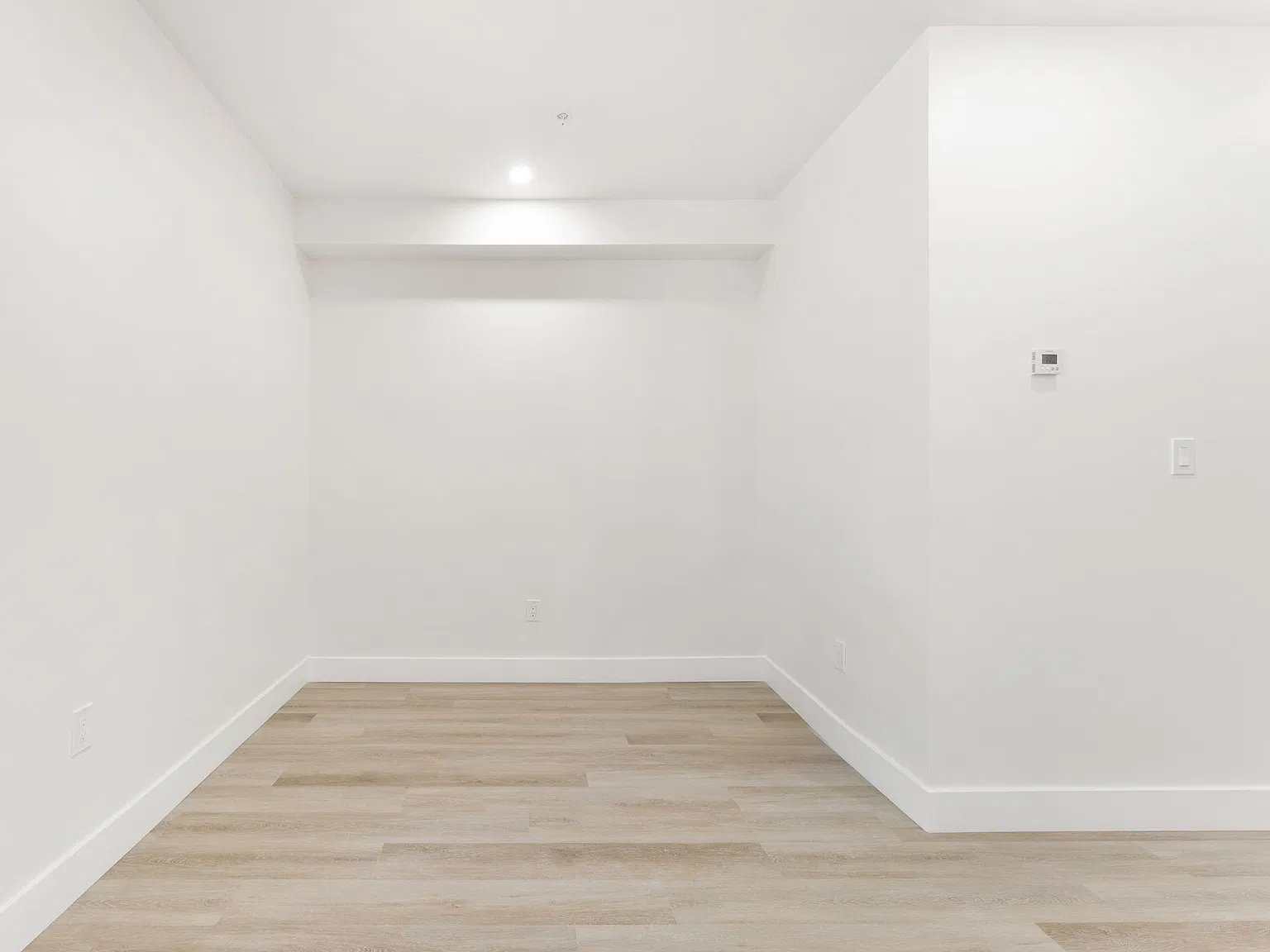 2 bed, 2.5 bath, 1030 sqft, $2,013 — Photo 4