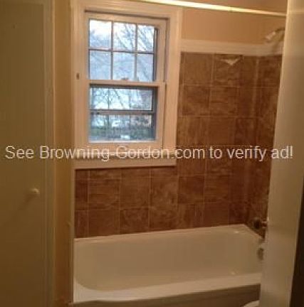 3rd image of 2803B W Linden Ave