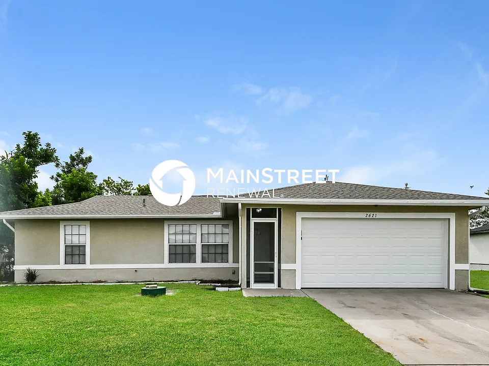 2621 NW 3rd Pl