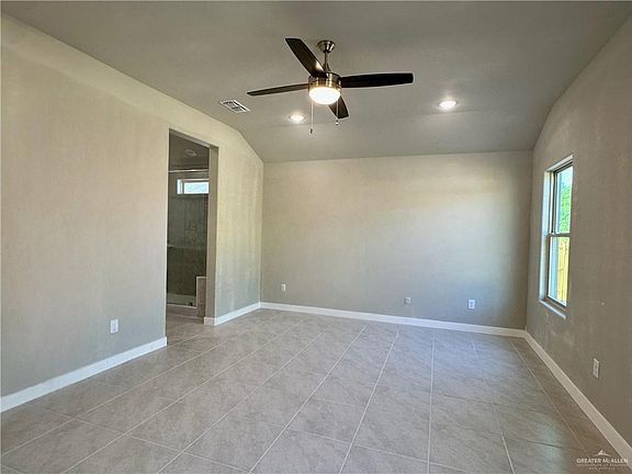 3rd image of 4824 S Markland Ave
