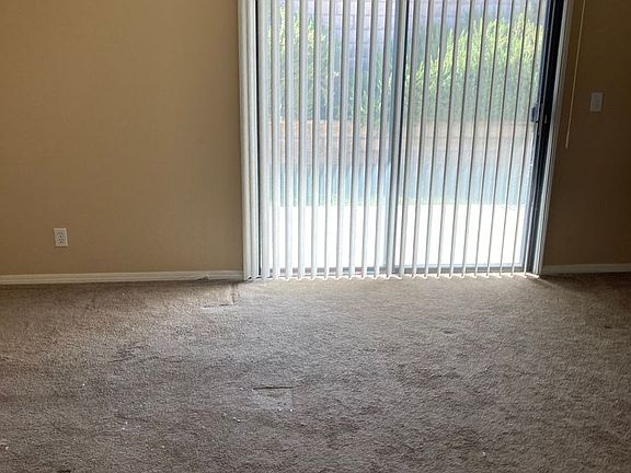 2nd image of 211 Alyssum Cir