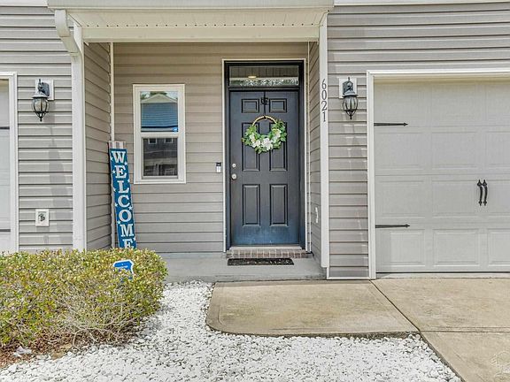 2nd image of 6021 Royal Port Ct