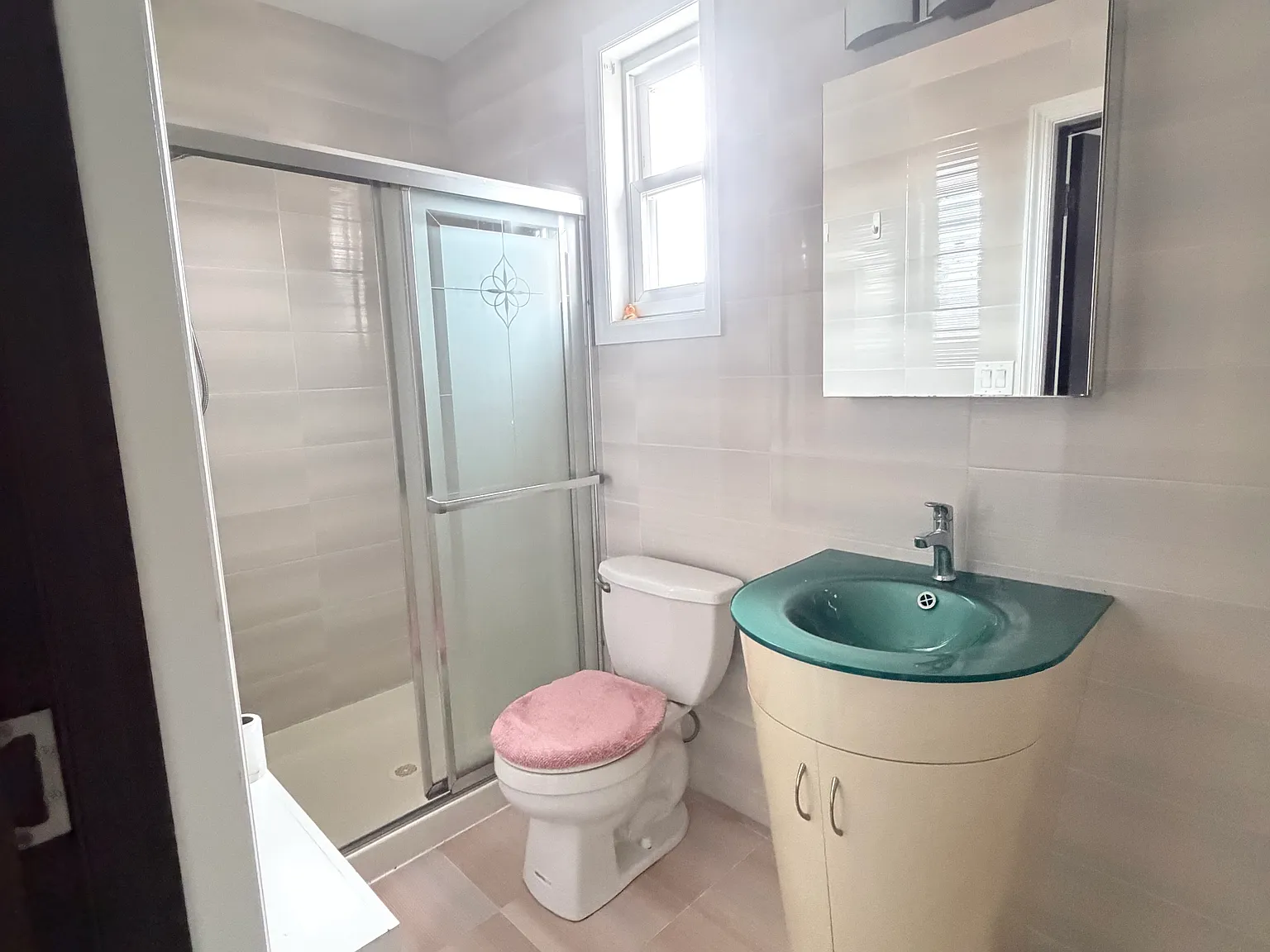 2 bed, 1000 sqft, $2,800 — Photo 4