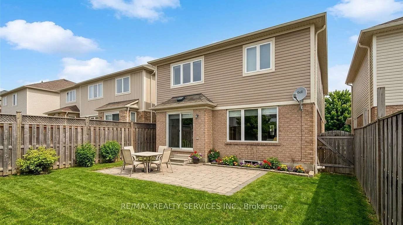 4 bed, $3,200 — Photo 3