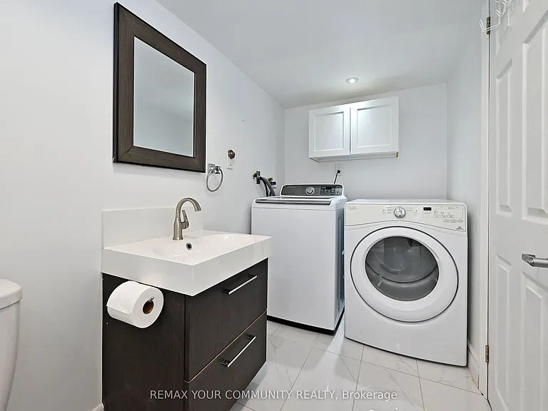 73 Laurendale Ave — Photo 36