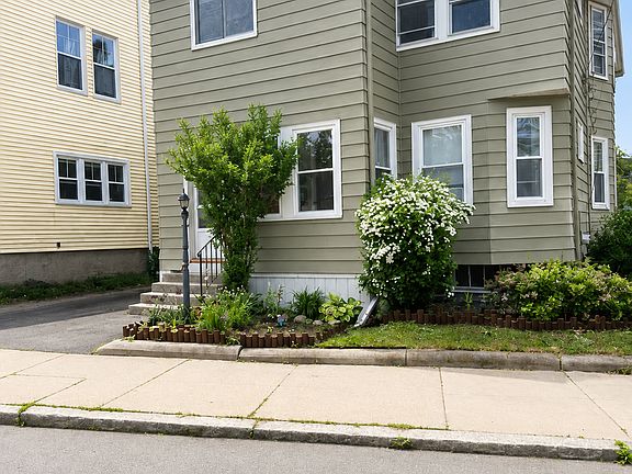 2nd image of 67 Winchester St #2