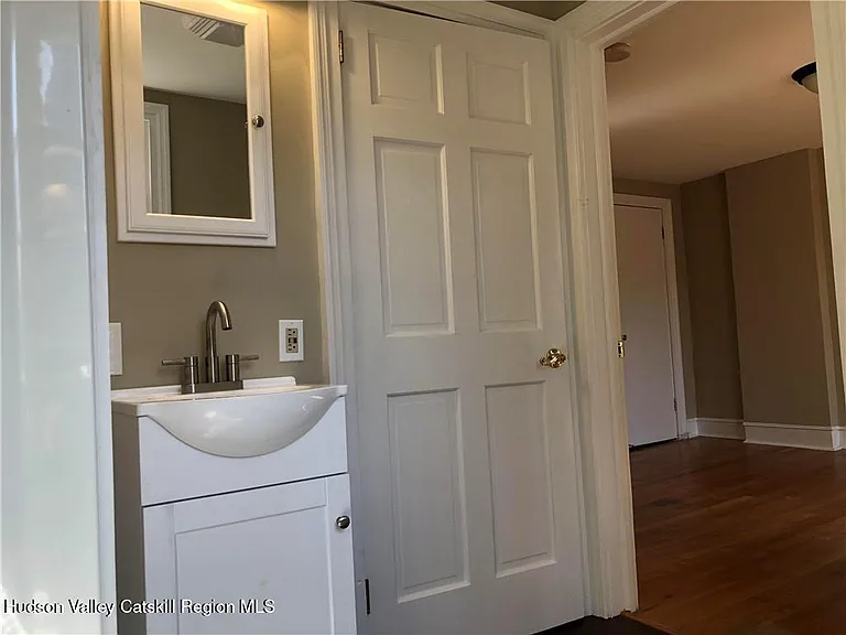 261 Fair St #C — Photo 14