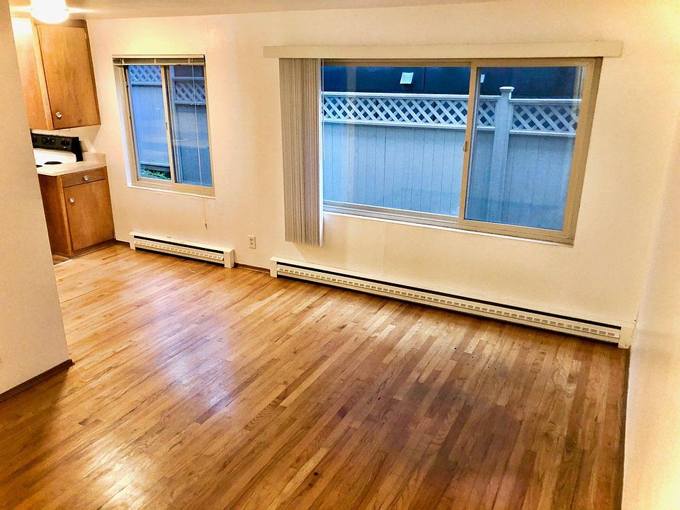1st image of 1100 5th Ave N APT 5