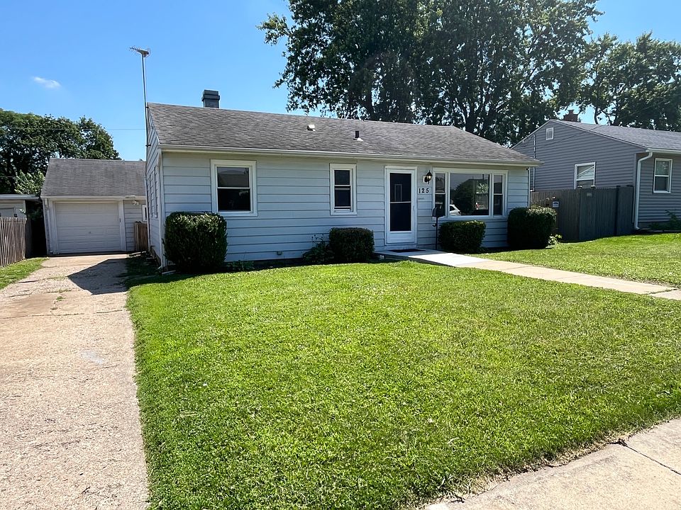 1st image of 125 Riverside Dr