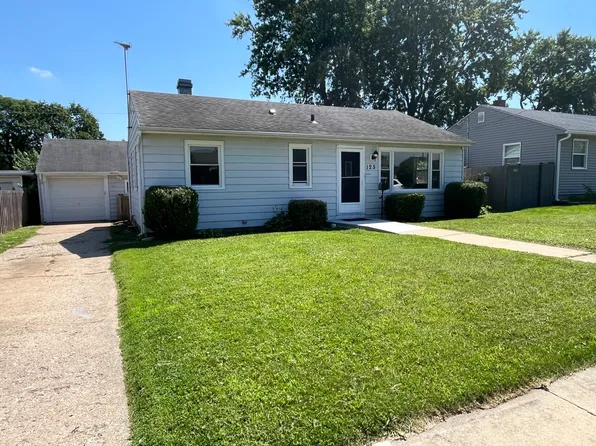 125 Riverside Dr, Montgomery, IL 60538