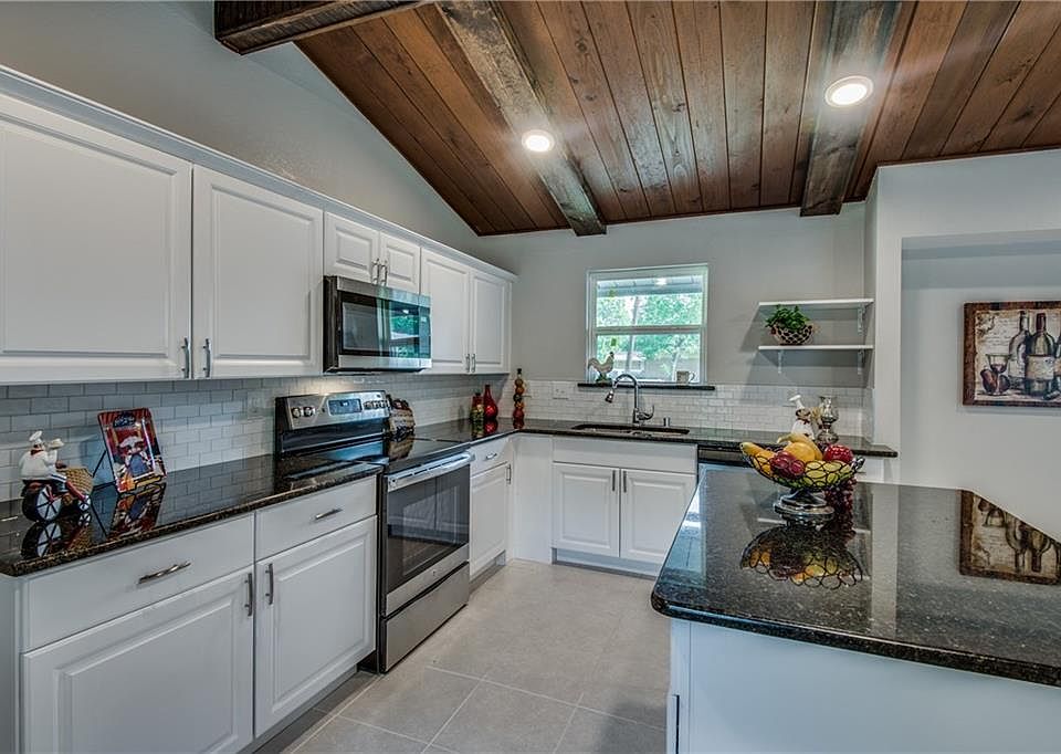 1st image of 4206 Glenhaven Dr