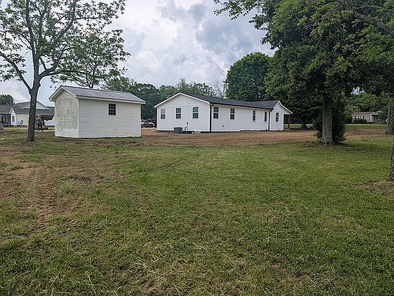 Expansive treed yard