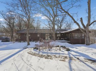 1632 Rivercrest Rd N, Lakeland, MN 55043
