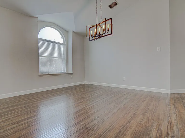 3408 Campanella Dr — Photo 6