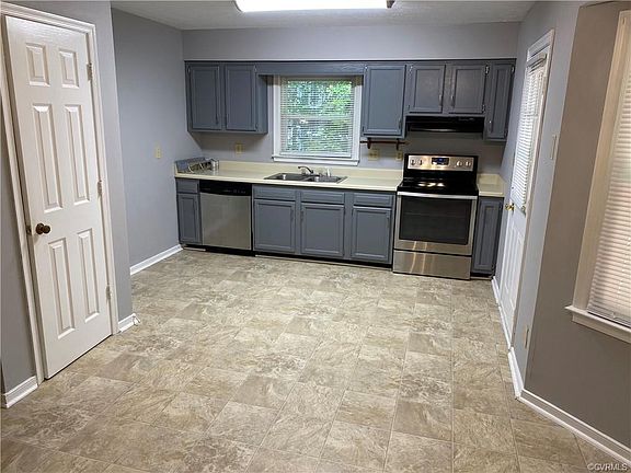 4th image of 10224 Guenevere Ct