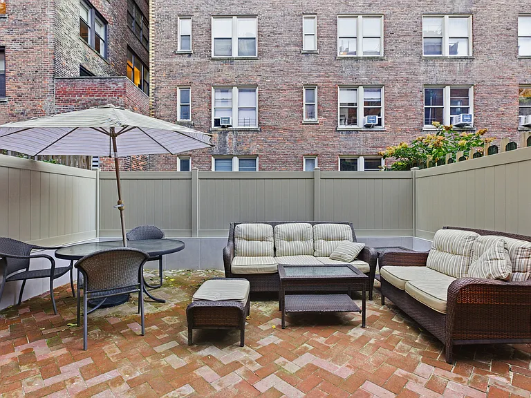 32 W 87th St #G1 — Photo 10