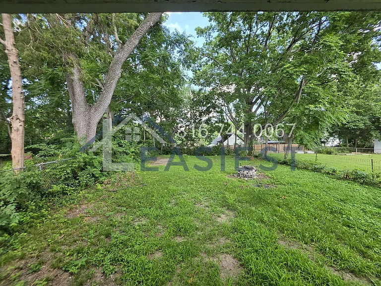4453 Francis St — Photo 16