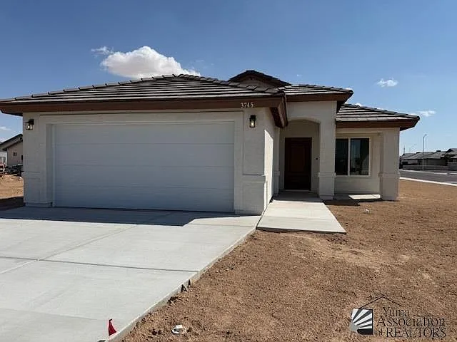 3 bed, 2.0 bath, 1500 sqft, $1,600 — Photo 1