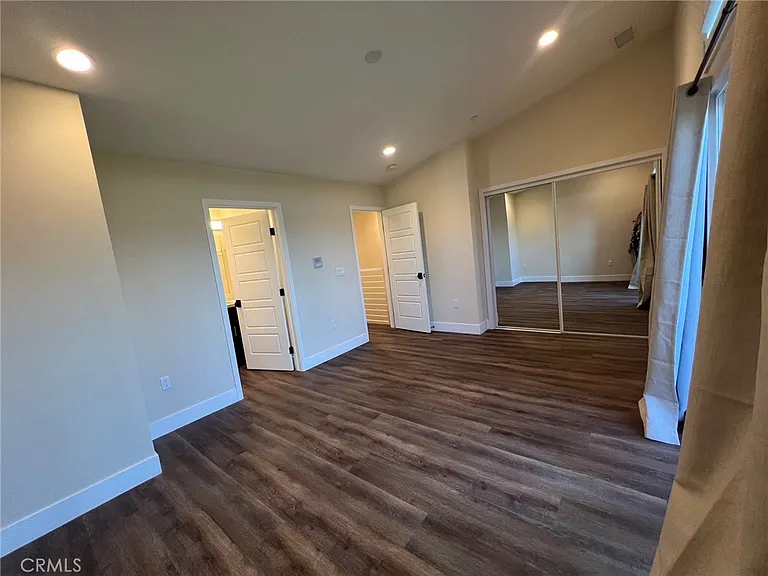 13804 Cordary Ave — Photo 34