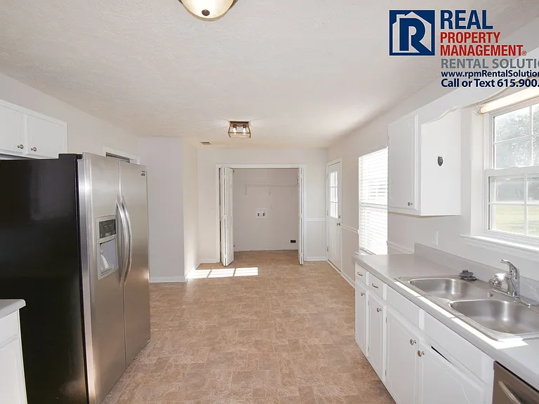 130 Belinda Dr — Photo 8
