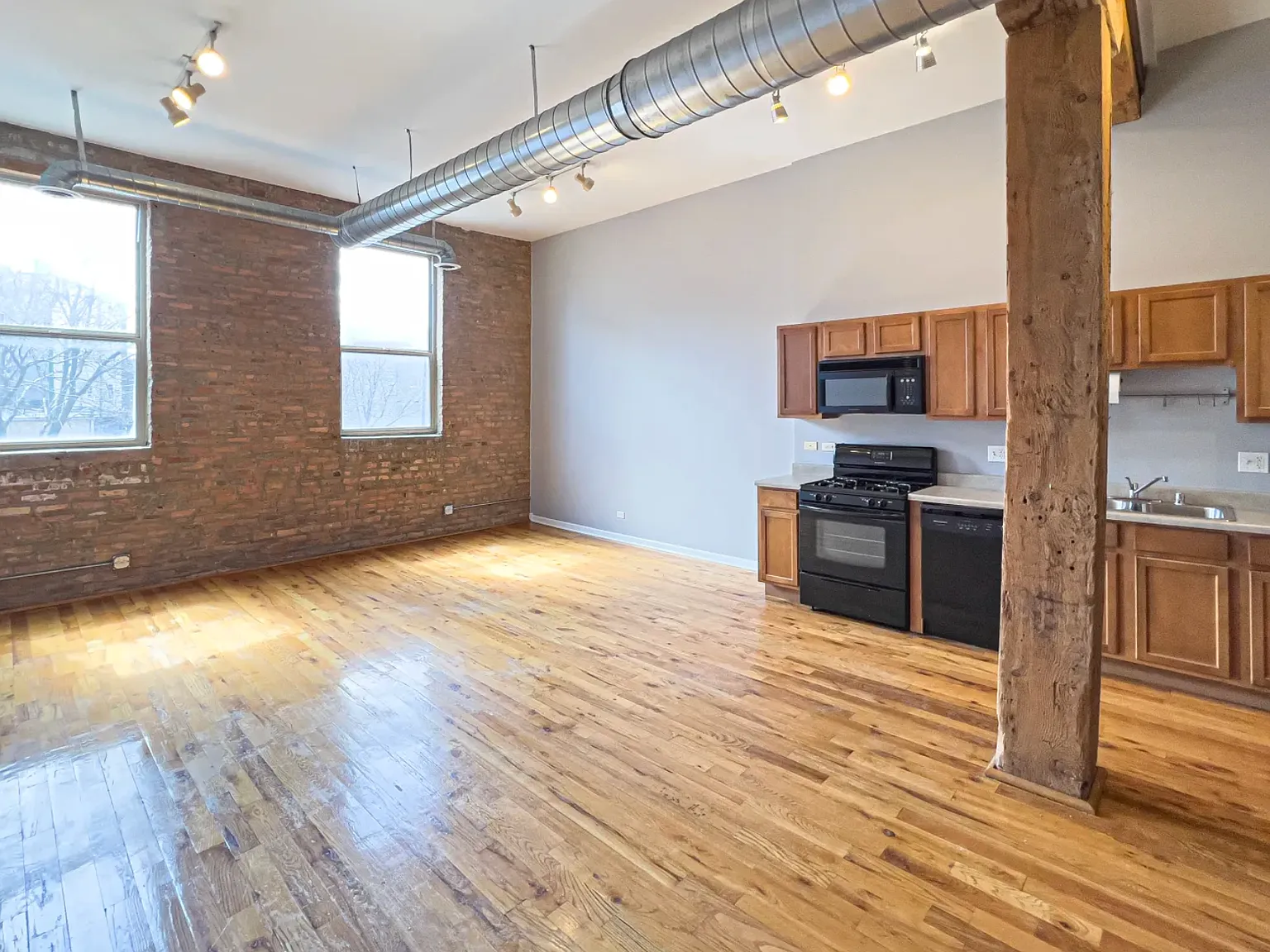 1 bed, 850 sqft, $2,195 — Photo 2