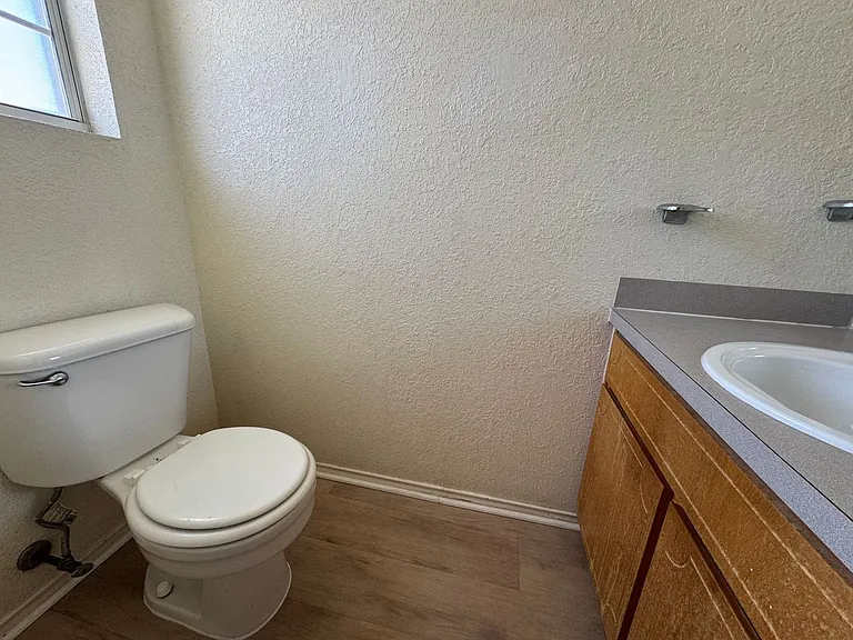 3806 Gus Dr — Photo 7