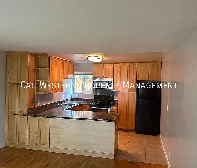 250 Palo Alto Ave #1 — Photo 1