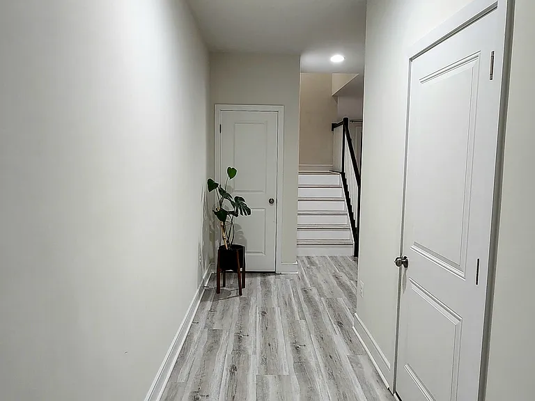 23042 Sullivans Cove Sq — Photo 9