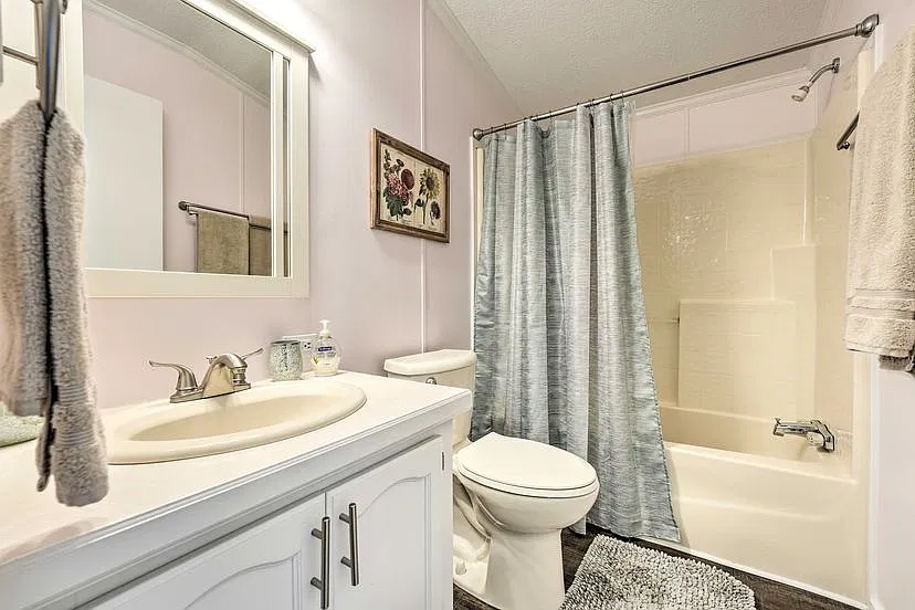 2 bed, 1200 sqft, $2,300 — Photo 3