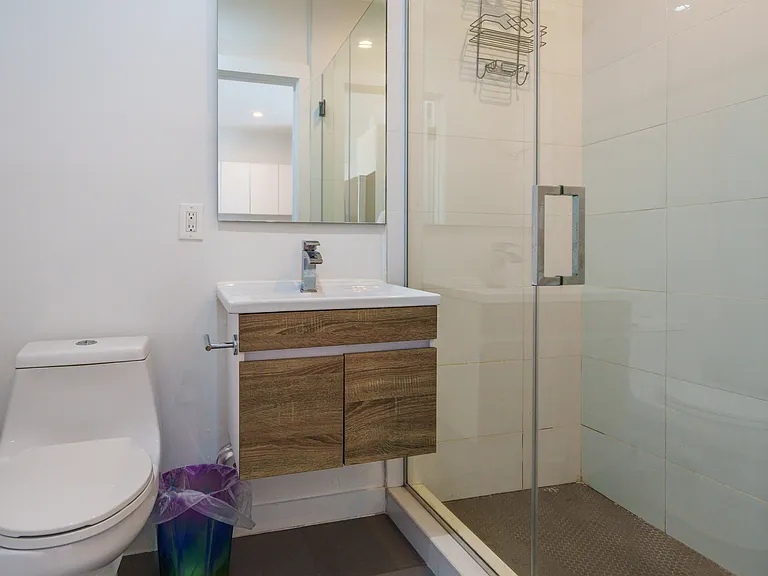 924 Marseille Dr #6 — Photo 9