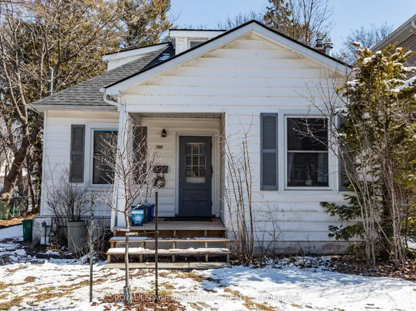 153 Macdonnell St, Kingston, ON K7L 4B9